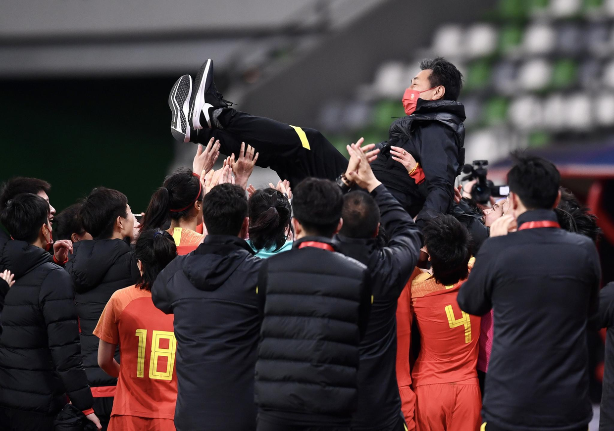 网页版登录入口-葡超波尔蒂芒尼斯球衣