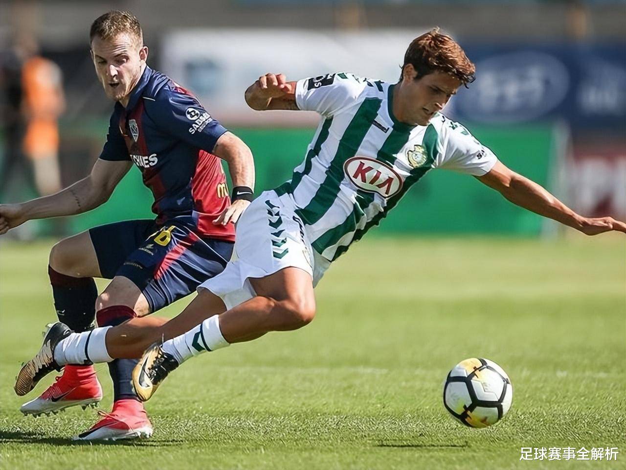 开云体育-包含国际比赛日比利亚雷亚尔备战葡超，队长鼓劲细节曝光，态度坚定，更衣室氛围转暖的词条