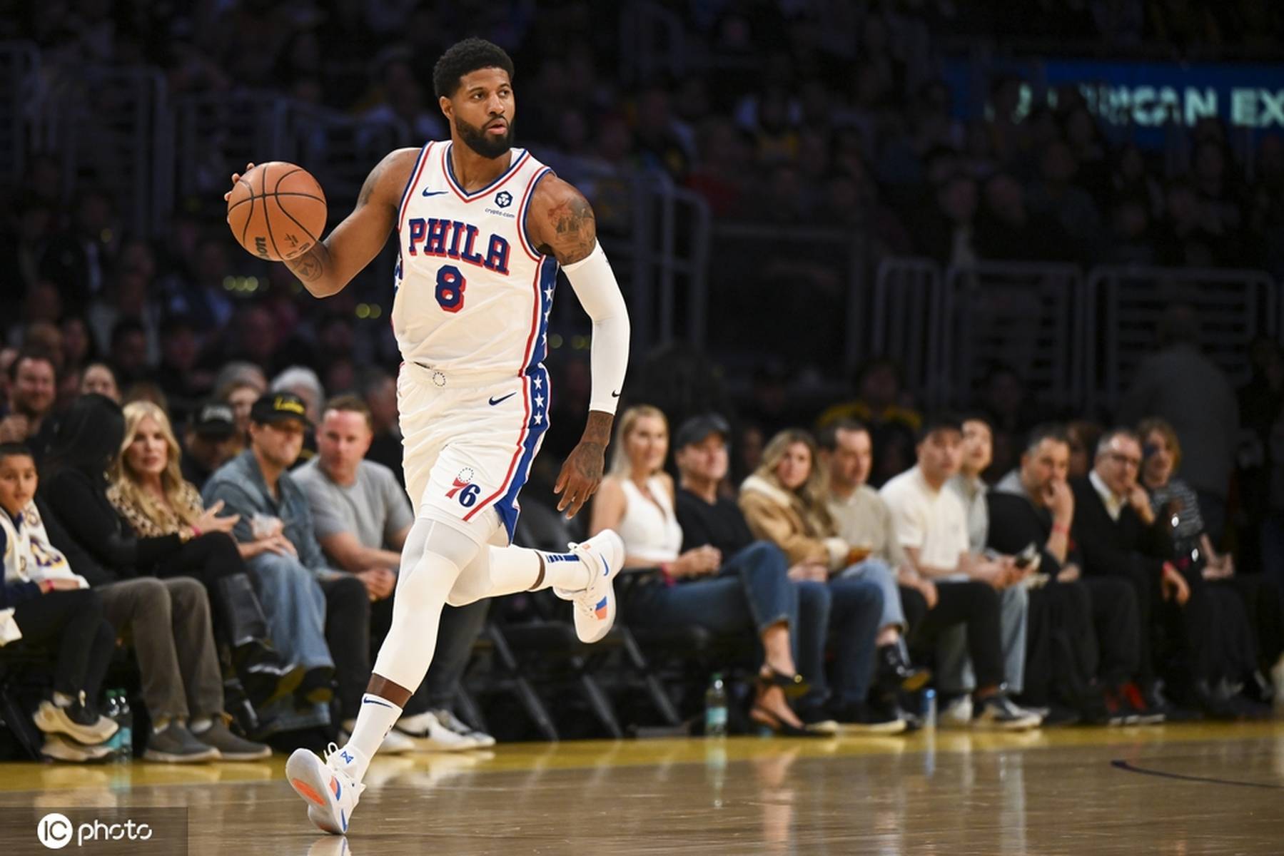 关于Ming连续三场比赛得分超过伤愈复出浓眉哥连续十二场比赛得分超过大比分领先，连对手都承认：集结日里尔状态回暖的信息