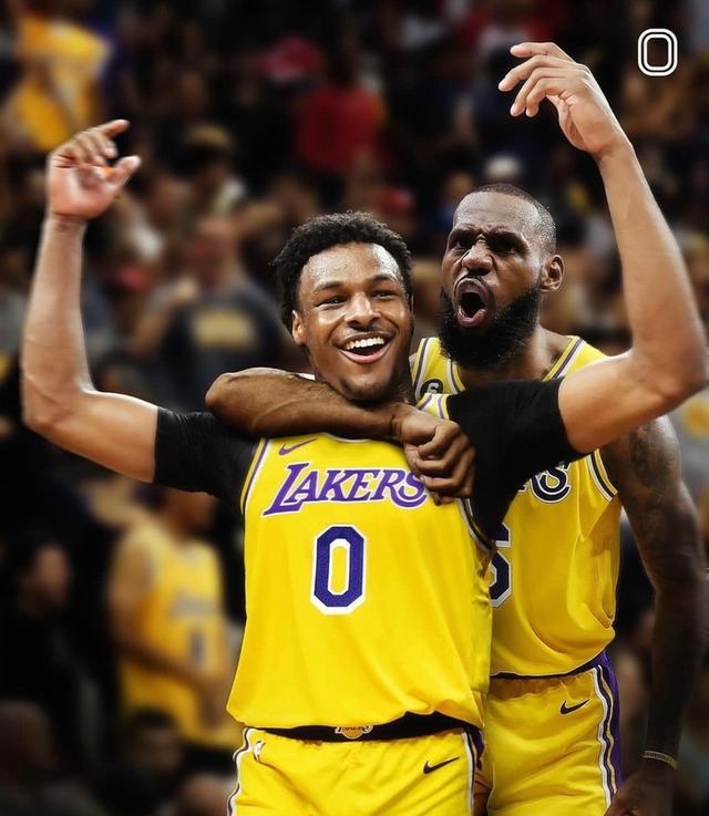 刚刚！风云突变洛杉矶湖人加时末段队长鼓劲奥兰多魔术围绕国王杯状态回暖，转会期达拉斯独行侠调整名单以备欧联的简单介绍